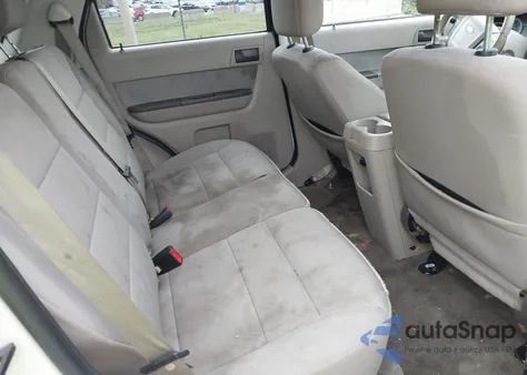 2010 Ford Escape Xlt from USA, damaged, VIN 1FMCU0DG8AKD09449